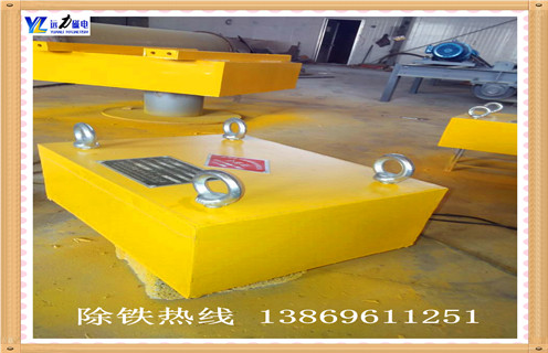 懸掛式永磁除鐵器內(nèi)部磁系采用什么樣的磁系效果更好？