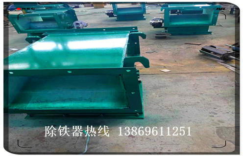 管道除鐵器，陜西高溫管道除鐵器_內(nèi)部構(gòu)造結(jié)構(gòu)圖_陜西高溫管道除鐵器工作原理_安裝示意圖