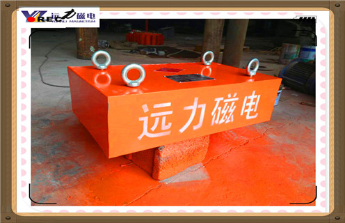永磁除鐵器，遼寧rcyd懸掛式永磁除鐵器知識(shí)參數(shù)_內(nèi)部磁塊安裝方法_遼寧rcyd懸掛式永磁除鐵器型號(hào)價(jià)格